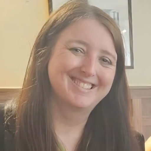 Leanne Ruth